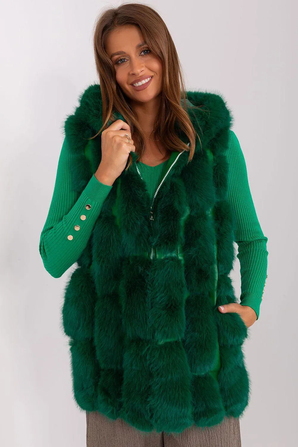 Elegant Hooded Faux Fur Vest for Stylish Warmth