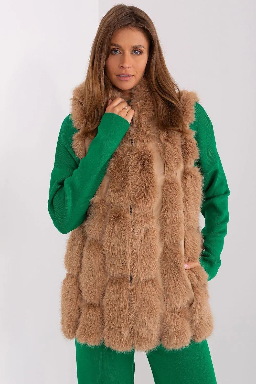 Elegant Hooded Faux Fur Vest for Stylish Warmth