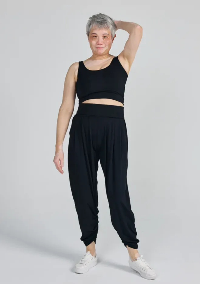 Free Label Black Sunday Crop in Black - M