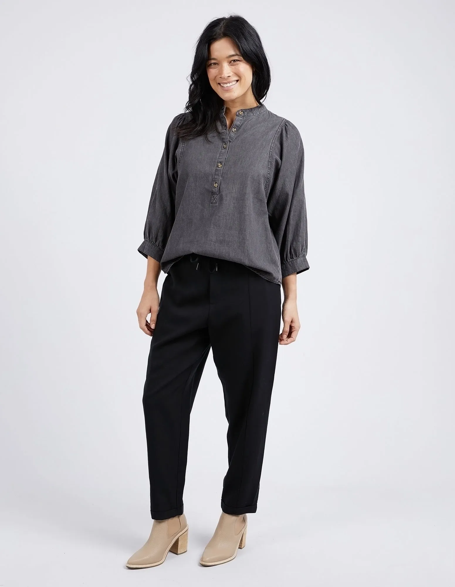 Larissa Pant Black