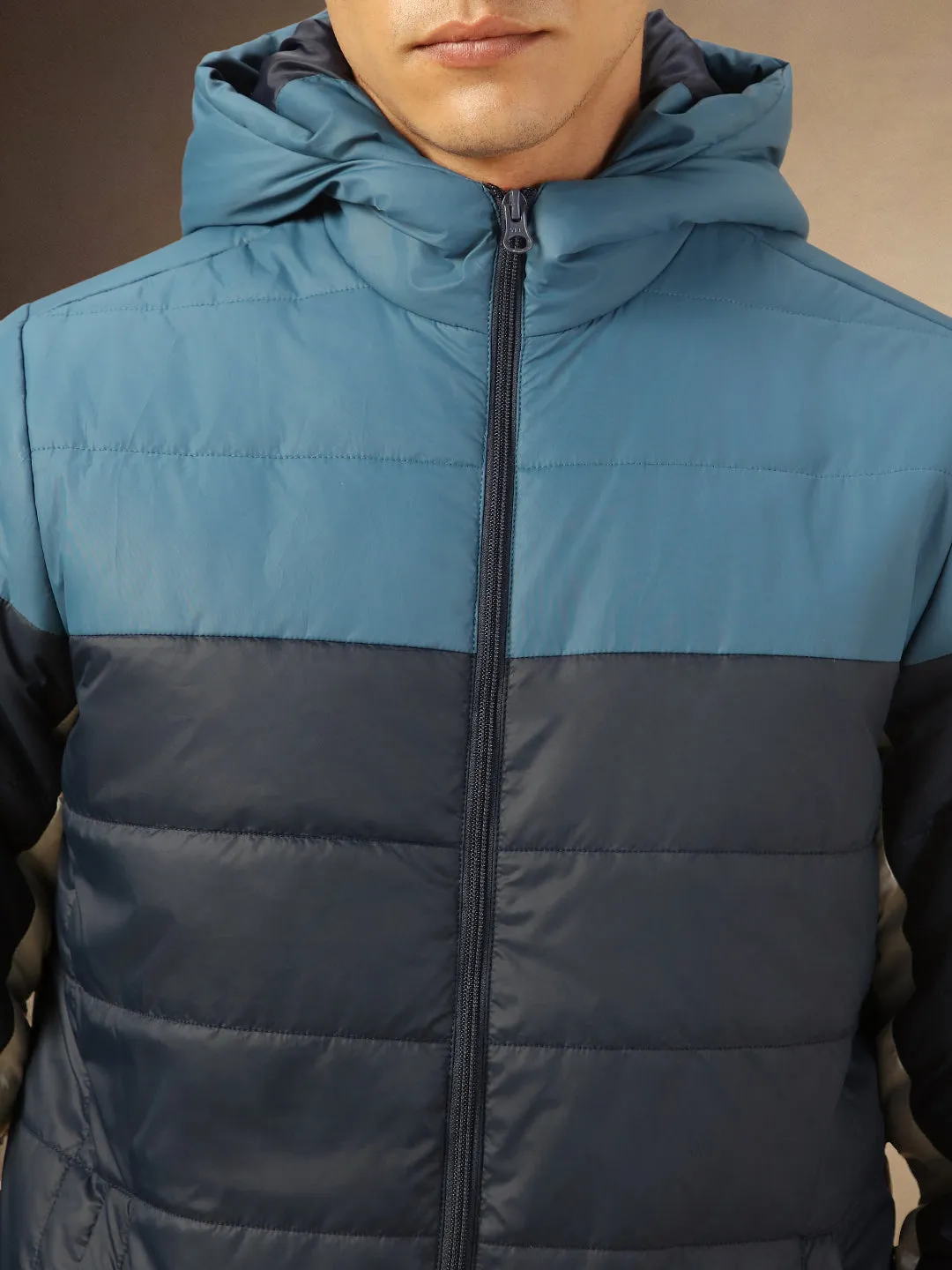 Men's Navy Blue Hooded Full Sleeves Puffer Jacket