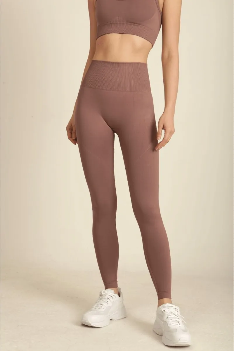 Seamless Leggings - High Waist - Nude Brown